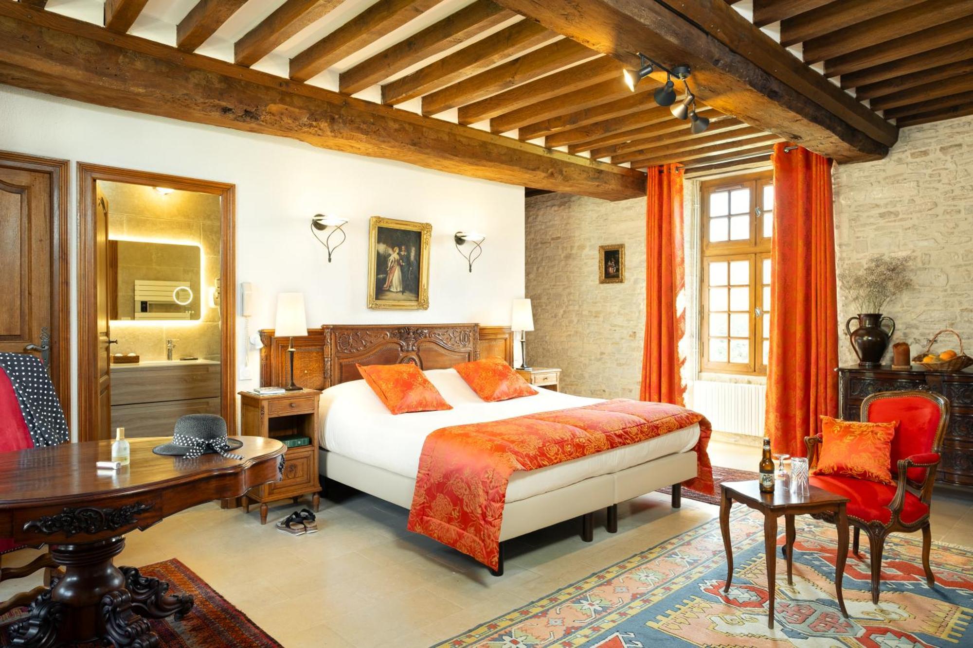 Hotel Le Manoir De Mathan Crepon A La Campagne 5 Mn D'Arromanches Et 10 Mn De Bayeux Esterno foto